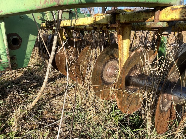 john-deere-210-image-19