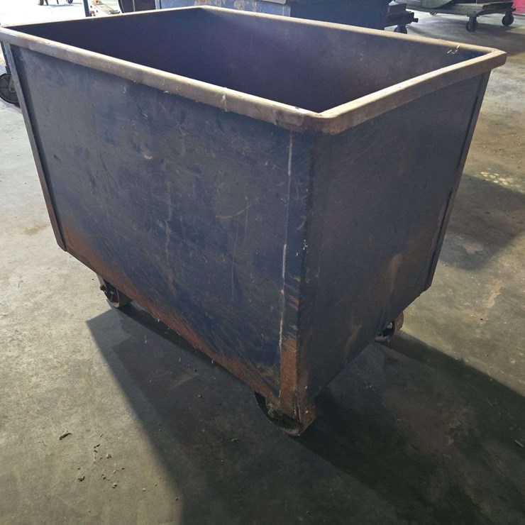 2' x 3' rolling metal cart with sides