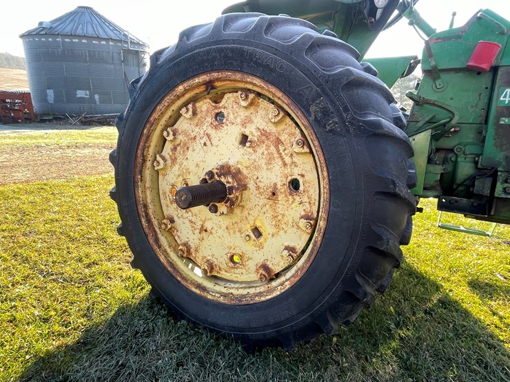 john-deere-4020-image-39