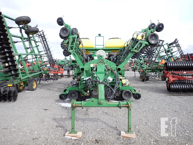 john-deere-1790-image-2