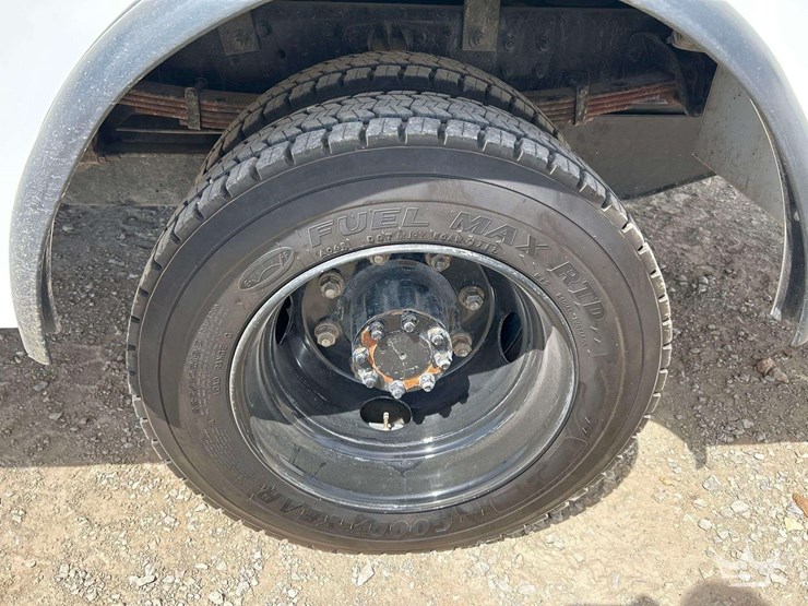 2022-chevrolet-silverado-6500hd-image-29