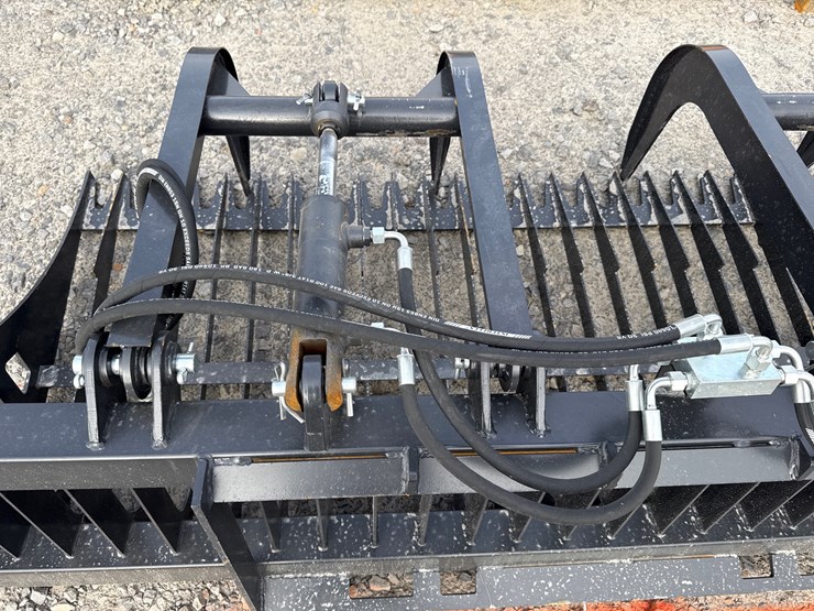 #2065-•-unused-jct-84"-skid-steer-rock-grapple-inv#-40786-image-7