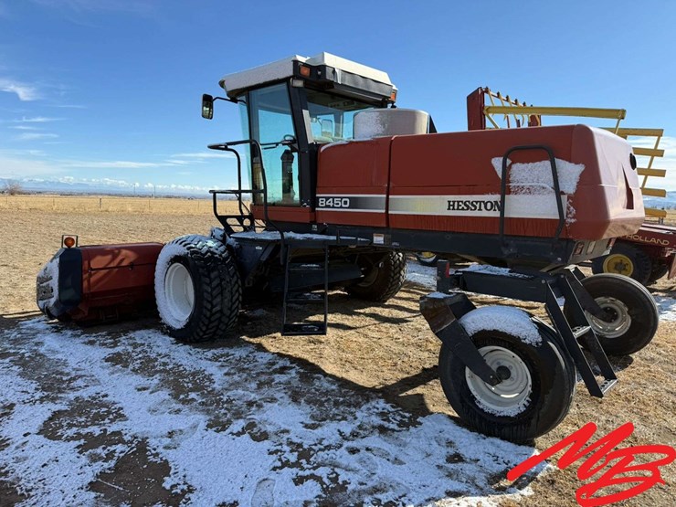 hesston-8450-image-13