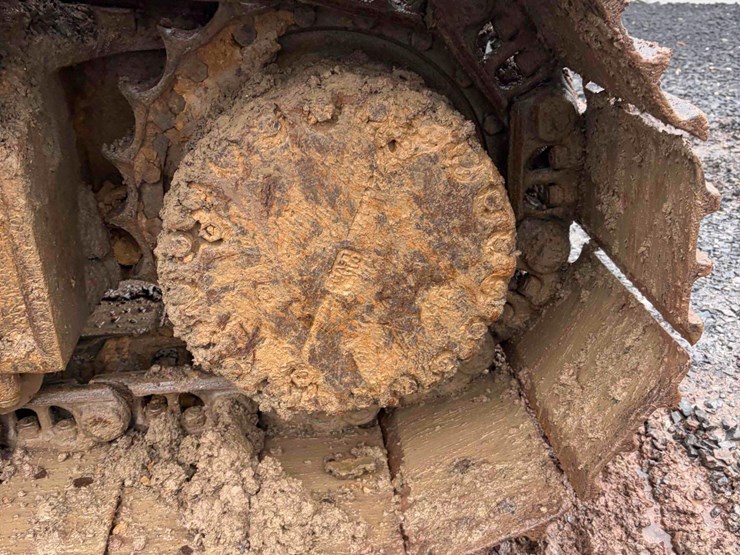 komatsu-pc228us-lc-image-9