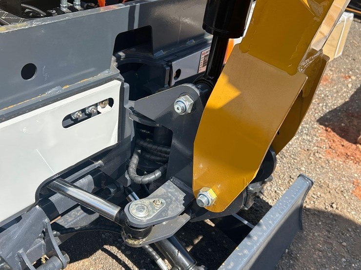 2025-sdlanch-sdle20-mini-excavator-image-12