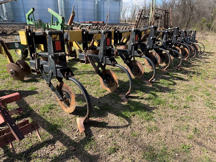 2000-landoll-2000-image-4