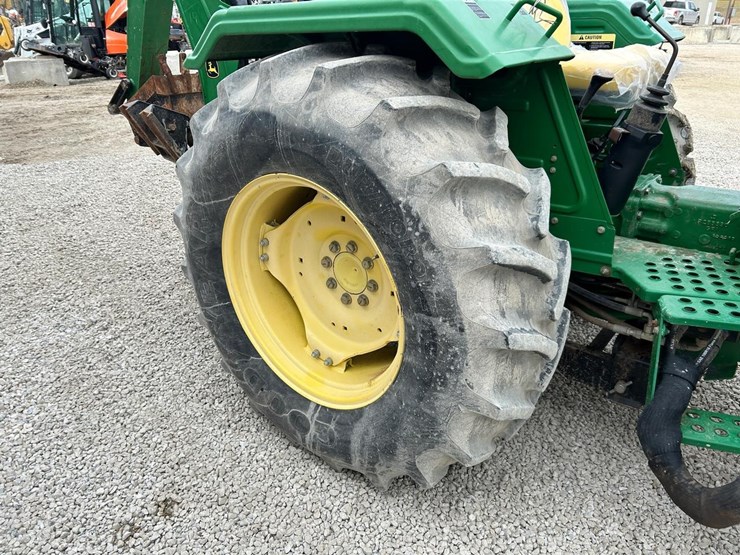 john-deere-5065e-image-13
