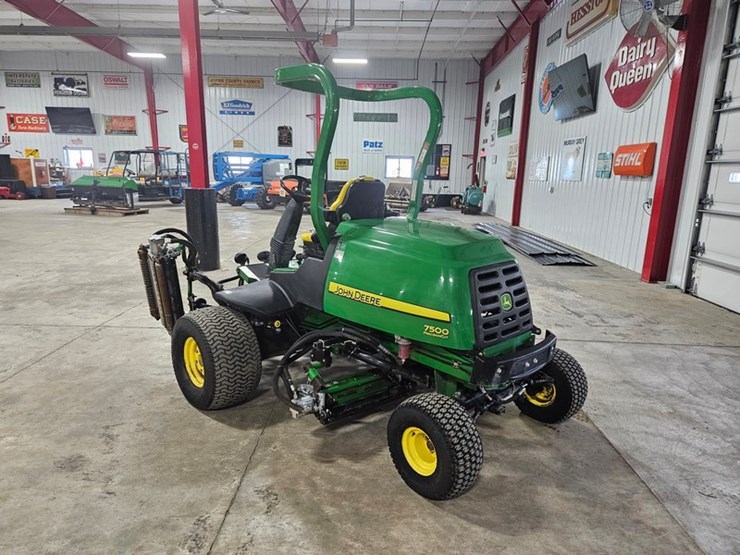 john-deere-7500-image-3