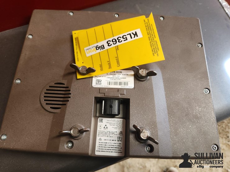 john-deere-10-image-7