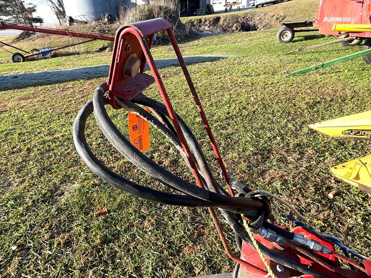 new-holland-790-image-17