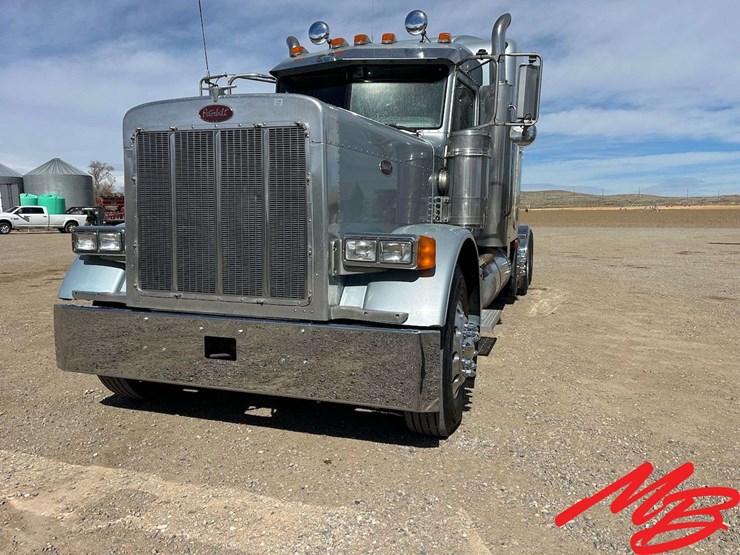 2007-peterbilt-379-image-19