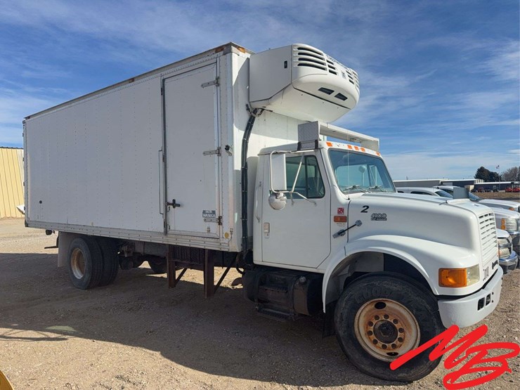 2000-international-4900-image-4