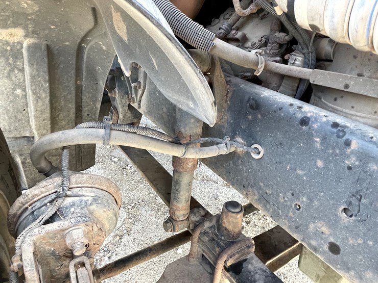 #6036-•-2009-freightliner-semi-(wi-title-in-delay)-image-52