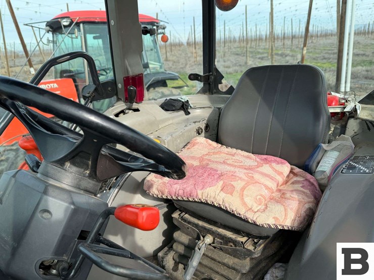 2016-kubota-m8540hd-image-25