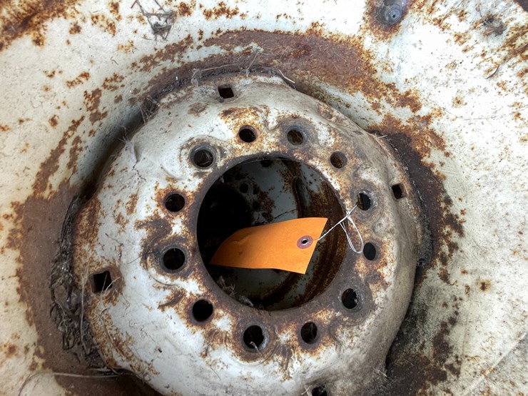 #6080-•-(2)-implement-tires-image-9