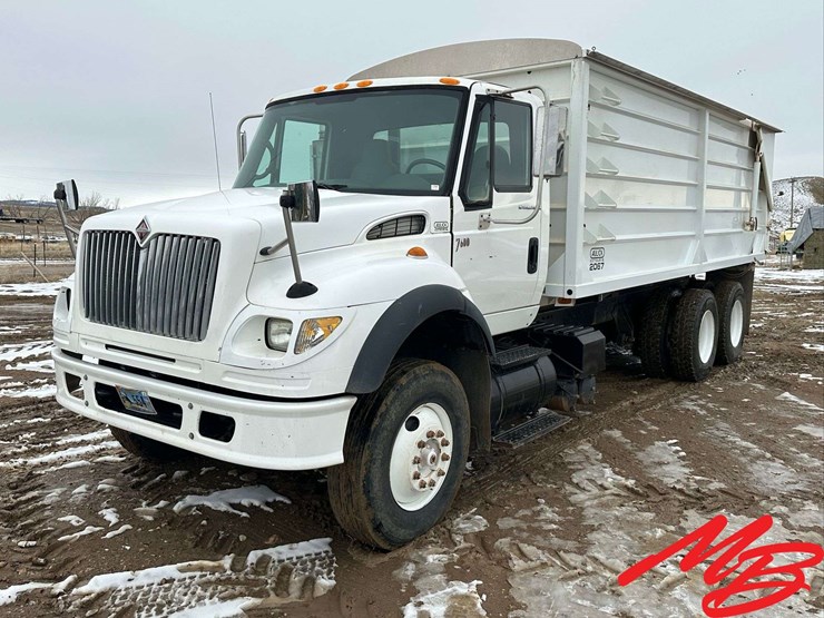 2004-international-7600-image-1