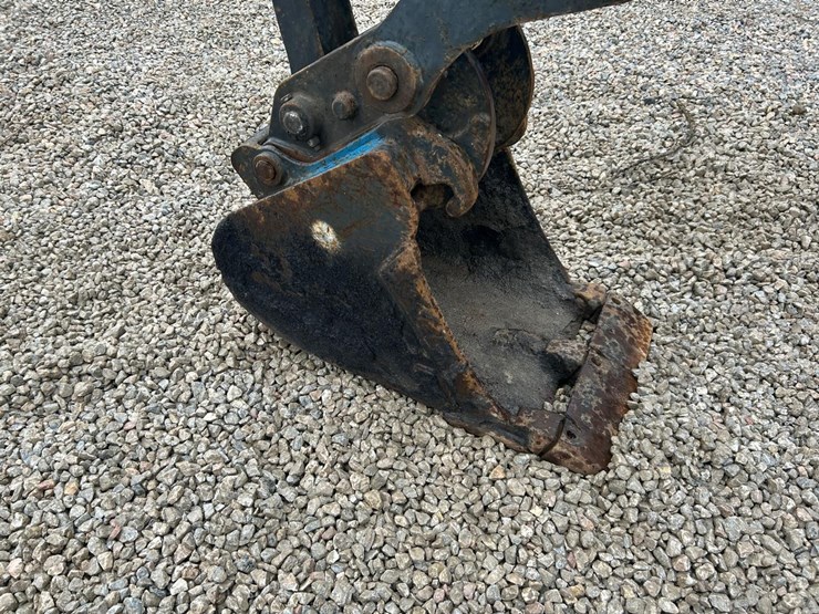 2022-bobcat-e26-image-8