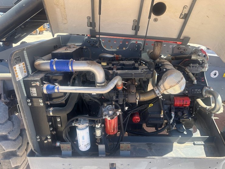 2018-skyjack-sj1056-image-6