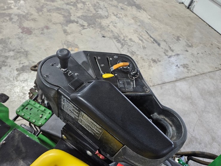 john-deere-7500-image-28