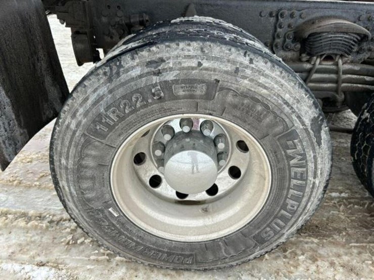 2017-western-star-4700-image-74