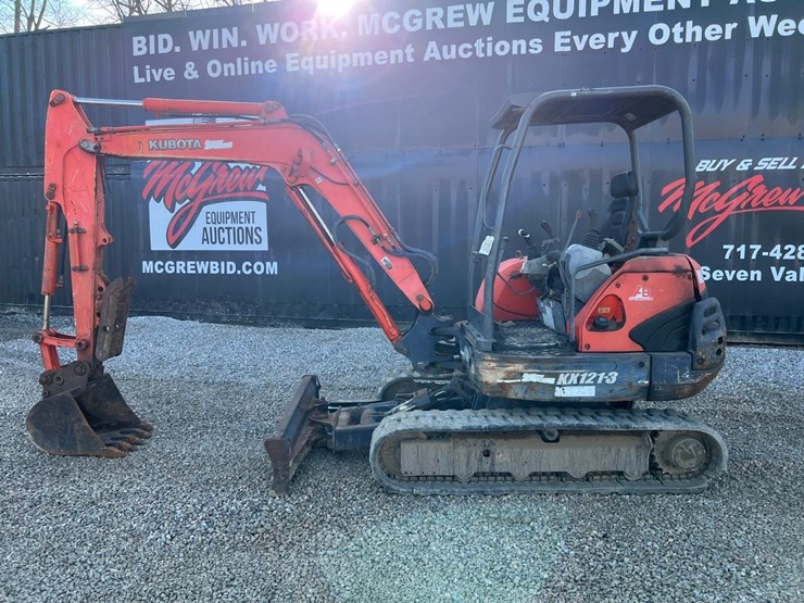 kubota-kx121-3ss-image-3