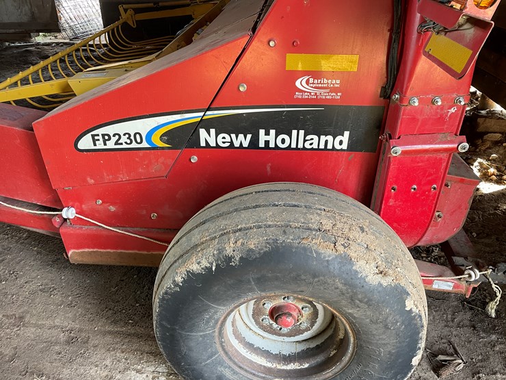 new-holland-fp230-image-9