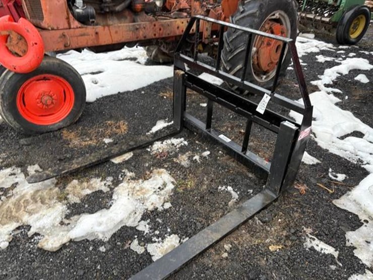 kivel-48in-pallet-fork-attachment-image-2