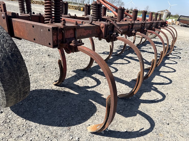 international-15-image-6