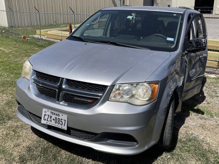 2012-dodge-grand-caravan-image-1