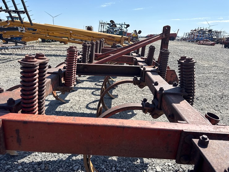 international-15-image-14