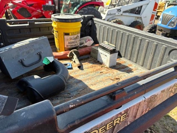 john-deere-gator-image-11