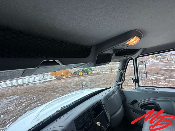 2004-international-7600-image-28