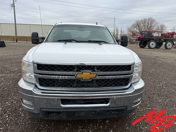 2014-chevrolet-2500-image-7