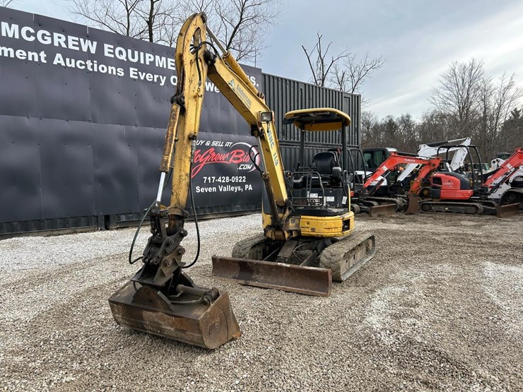 komatsu-pc35mr-2-image-7