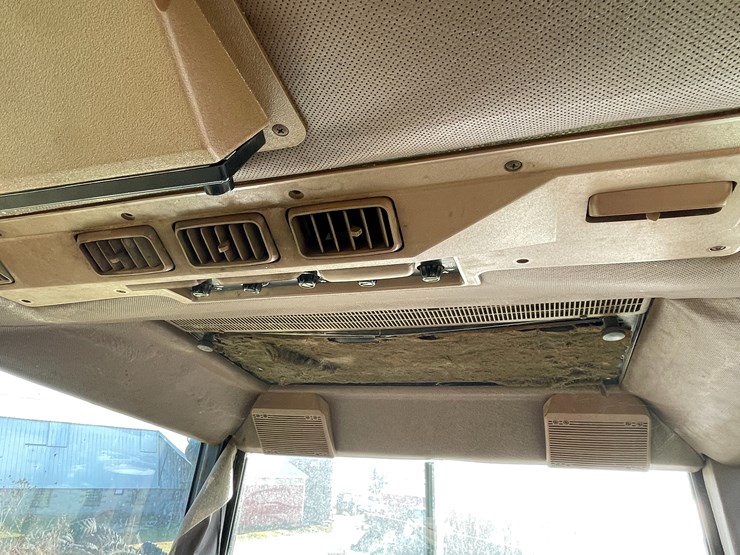 john-deere-4450-image-46