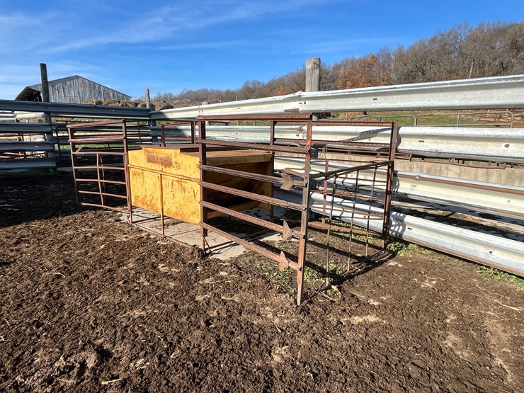 #6053-•-farmstar-double-sided-creep-feeder-image-1