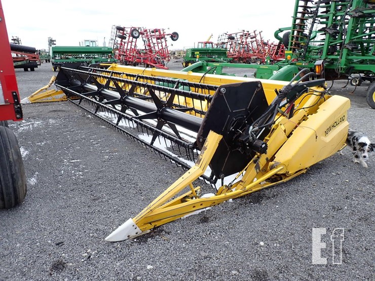 new-holland-73c-image-8