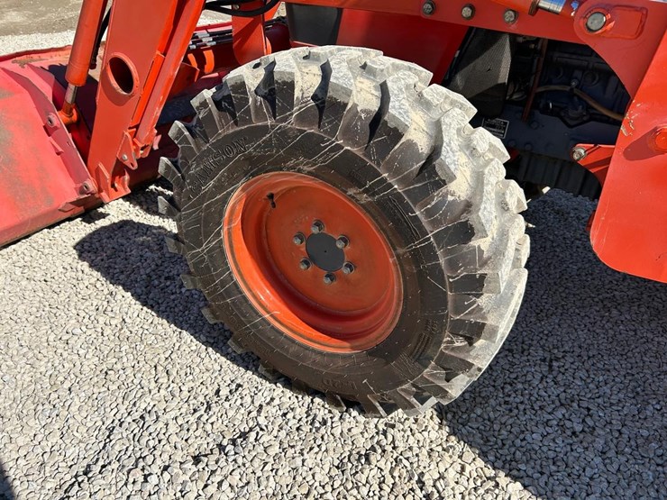 kubota-m5700-image-18
