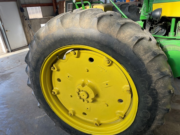 john-deere-730-image-26