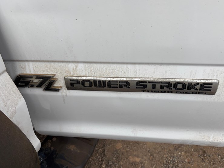 2019-ford-f550-image-22