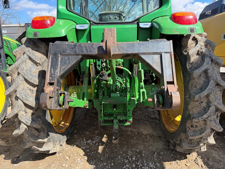 2012-john-deere-6430-image-16