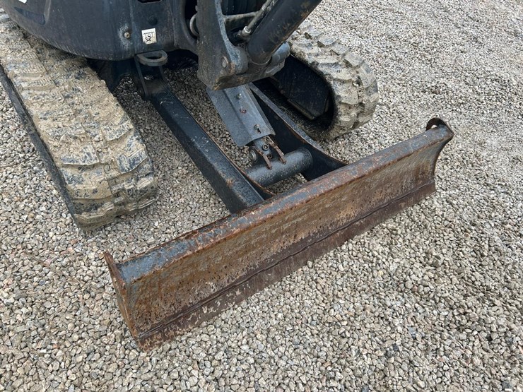 2022-bobcat-e26-image-11