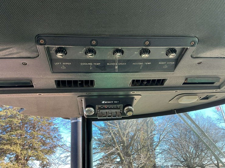 1980-john-deere-4440-image-19