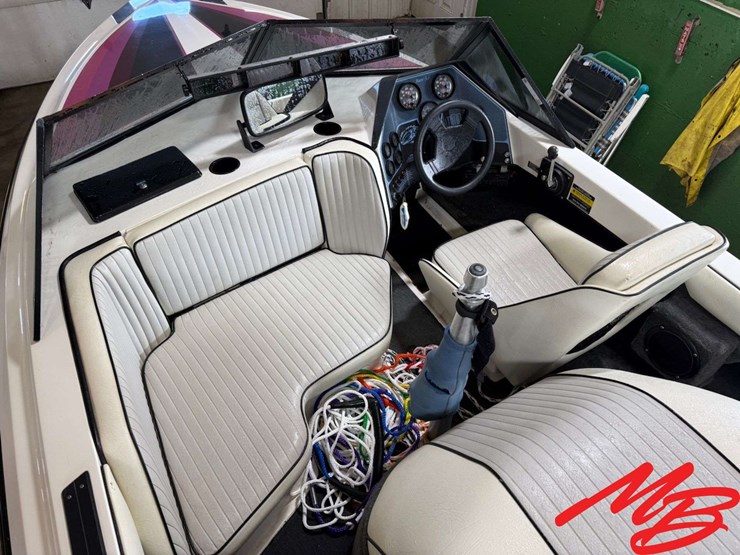 1993-chevrolet-350-image-37