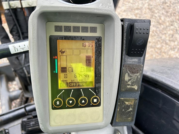 2021-deere-35g-image-20