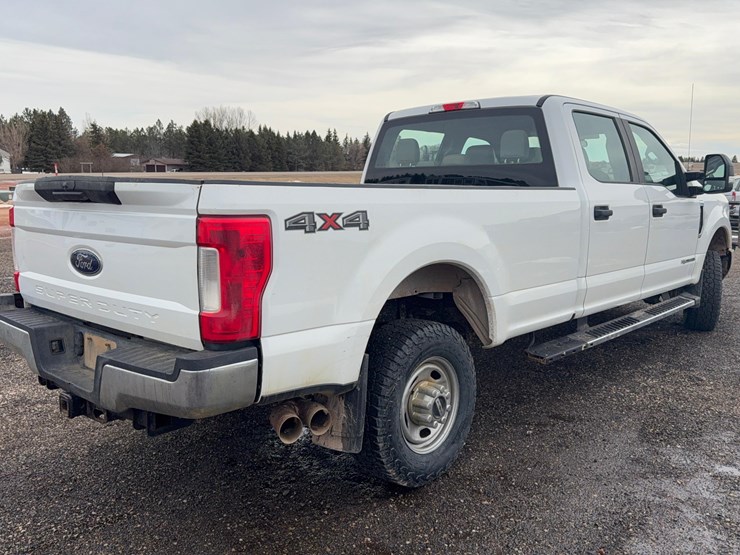 2018-ford-f350-xl-image-5
