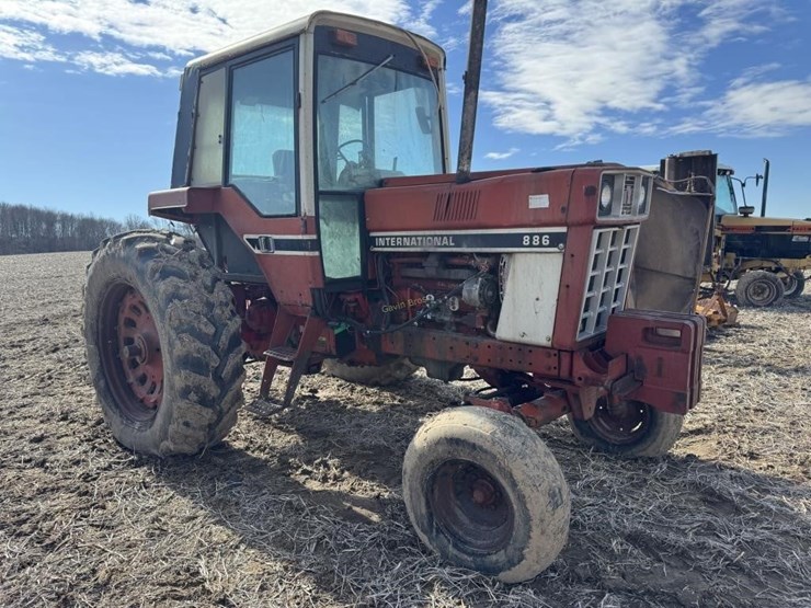 international-886-image-4