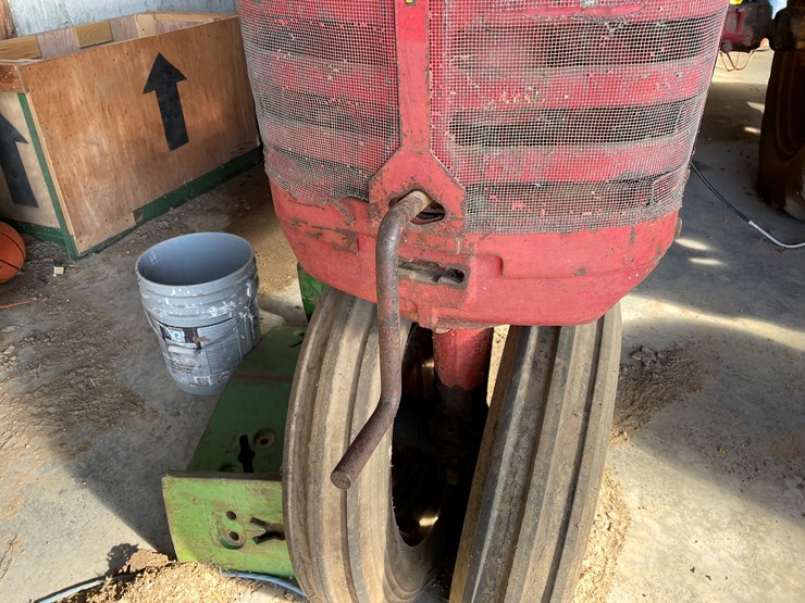 1958-massey-ferguson-33-image-10