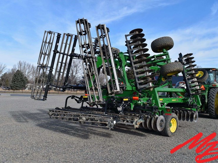2019-john-deere-2660vt-image-7