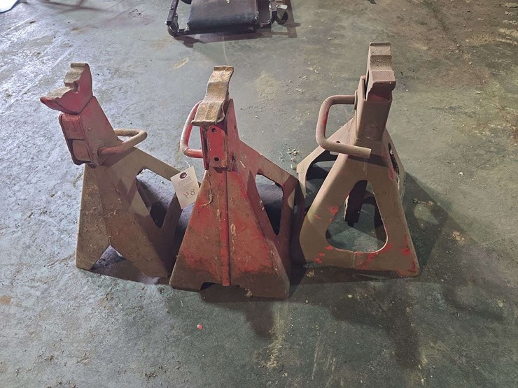 3-jack-stands-image-2